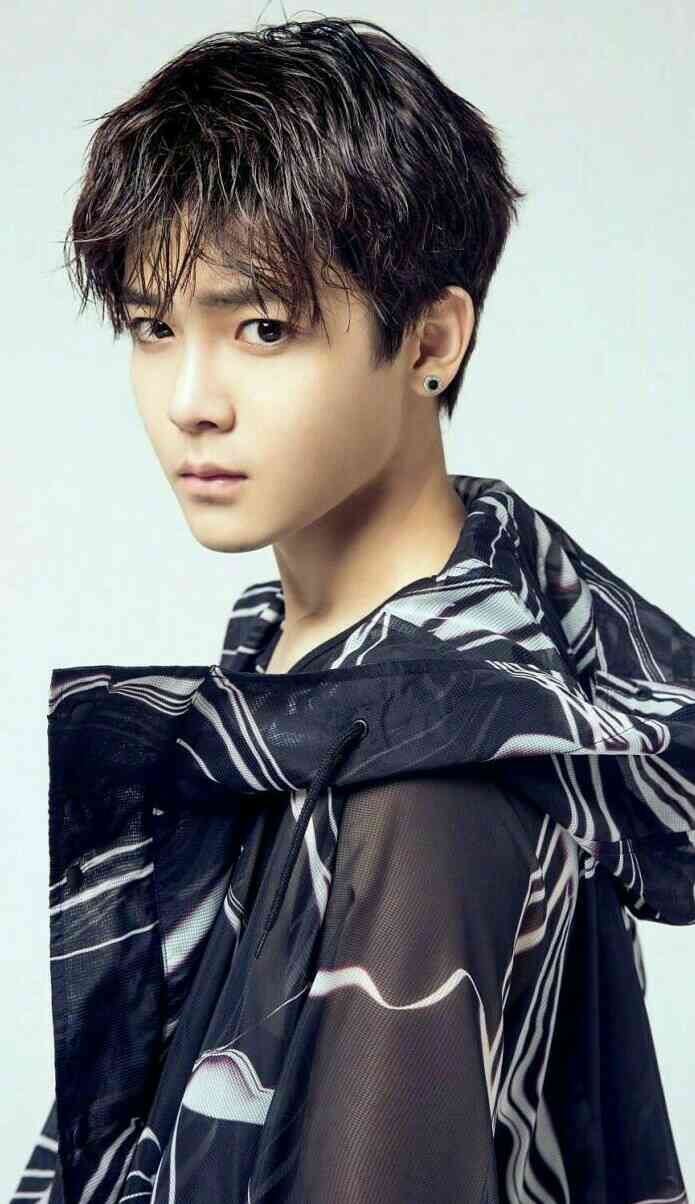 俊平赋能平衡水凝霜